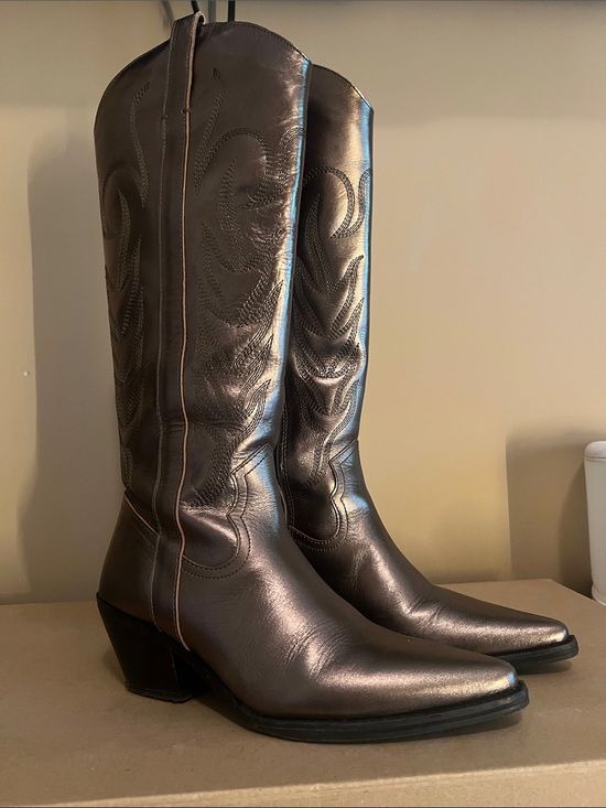 Shoes - Matisse Agency Western Boot in Pewter